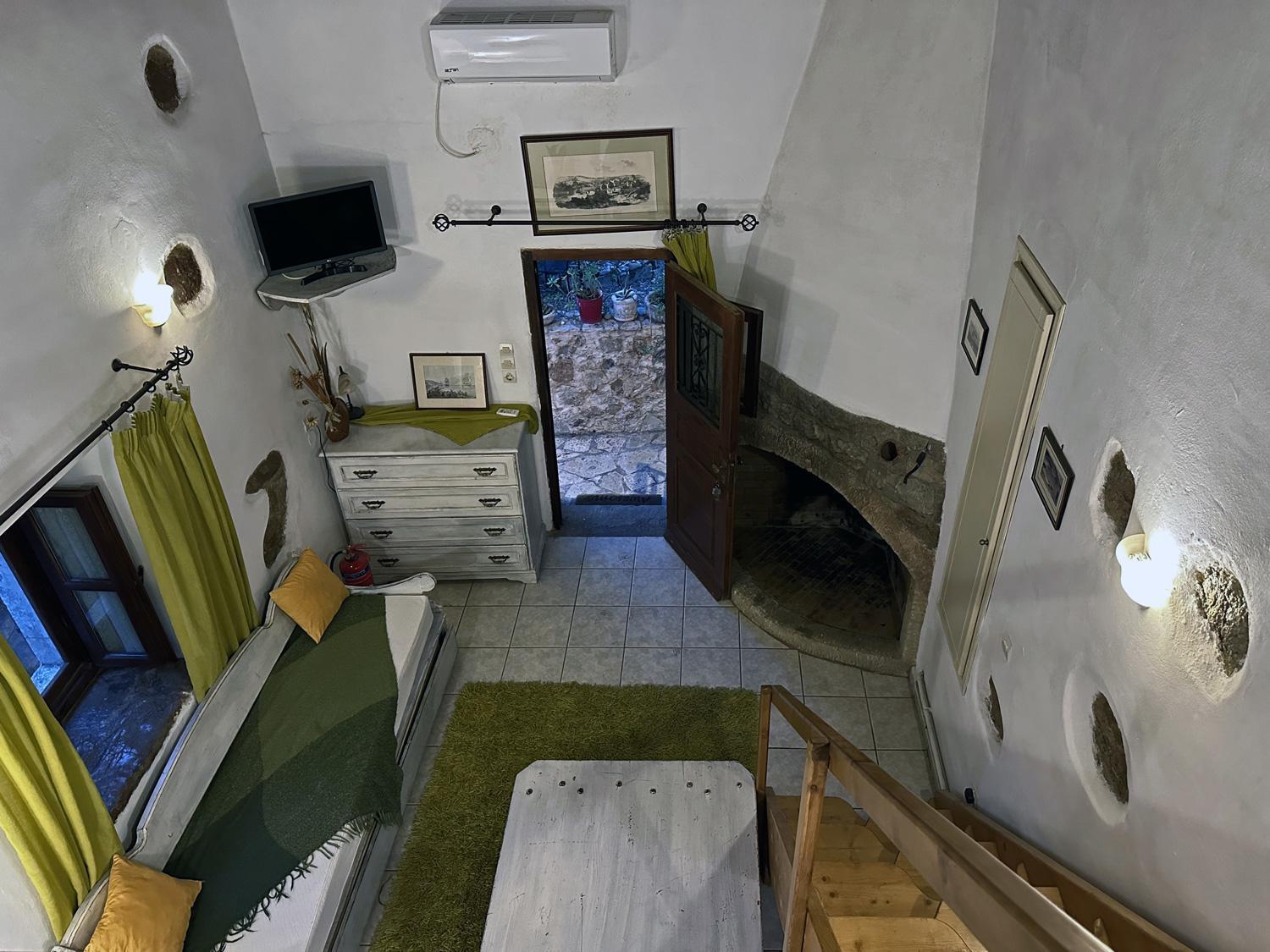 Porfyrousa Traditional Hotel Milopotamos  Dış mekan fotoğraf